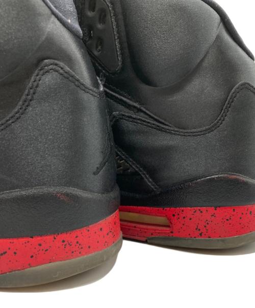 NIKE（ナイキ）NIKE (ナイキ) AIR JORDAN 5 RETRO BLACK/UNIVERSITY RED ブラック×レッド サイズ:27の古着・服飾アイテム