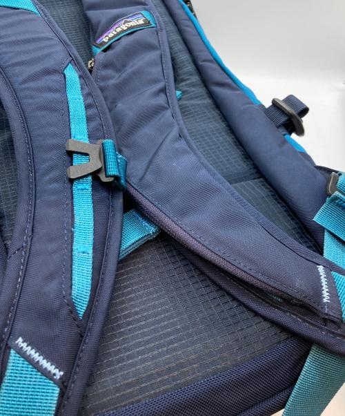 Patagonia（パタゴニア）Patagonia (パタゴニア) 15AW Snow Drifter 20L Backpack(フィフティーン エーダブリュー スノードリフター パック 20エル バックパック) ブルーの古着・服飾アイテム