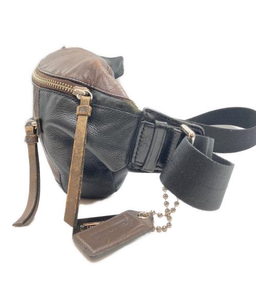 COACH（コーチ）COACH (コーチ) トンプソンレザーボディバッグ ブラウン×ブラックの古着・服飾アイテム