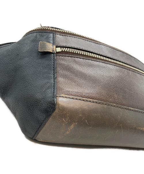 COACH（コーチ）COACH (コーチ) トンプソンレザーボディバッグ ブラウン×ブラックの古着・服飾アイテム