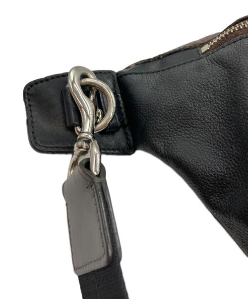 COACH（コーチ）COACH (コーチ) トンプソンレザーボディバッグ ブラウン×ブラックの古着・服飾アイテム