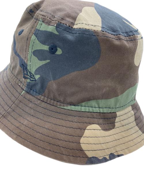 YOHJI YAMAMOTO（ヨウジヤマモト）YOHJI YAMAMOTO (ヨウジヤマモト) New Era (ニューエラ) カモフラバケットハット カーキ サイズ:SMALL/MEDIUMの古着・服飾アイテム