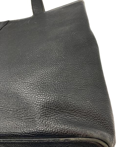 BURBERRY（バーバリー）BURBERRY (バーバリー) 裏ノバチェックシボ革レザーハンドバッグ ブラックの古着・服飾アイテム