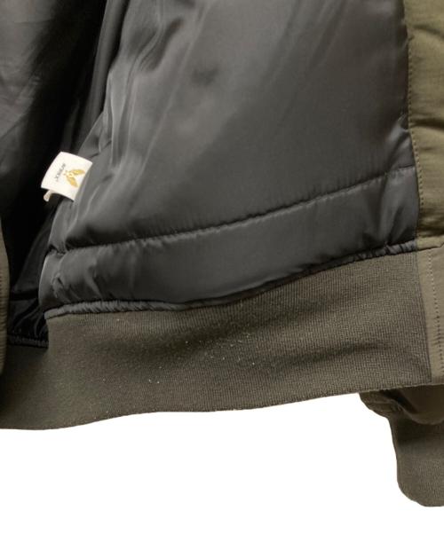 AVIREX（アヴィレックス）AVIREX (アヴィレックス) フーデッドジャケット オリーブ サイズ:SIZELの古着・服飾アイテム