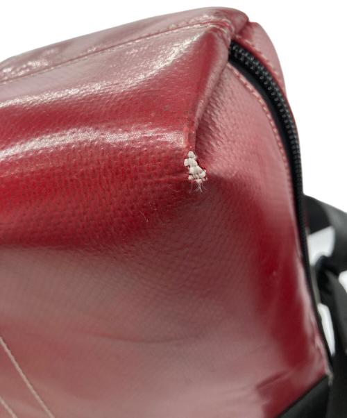 FREITAG（フライターグ）FREITAG (フライターグ) 【廃盤モデル】 BEN 2WAY ショルダーバッグ ホワイト×レッドの古着・服飾アイテム