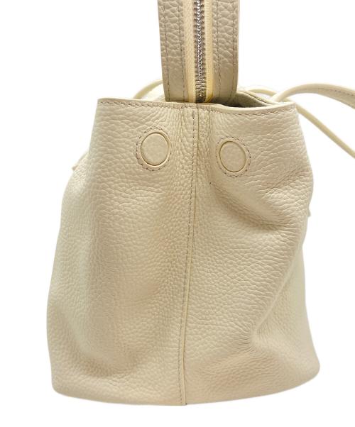 VASIC（ヴァジック）VASIC (ヴァジック) GRAF MINI MINI アイボリーの古着・服飾アイテム