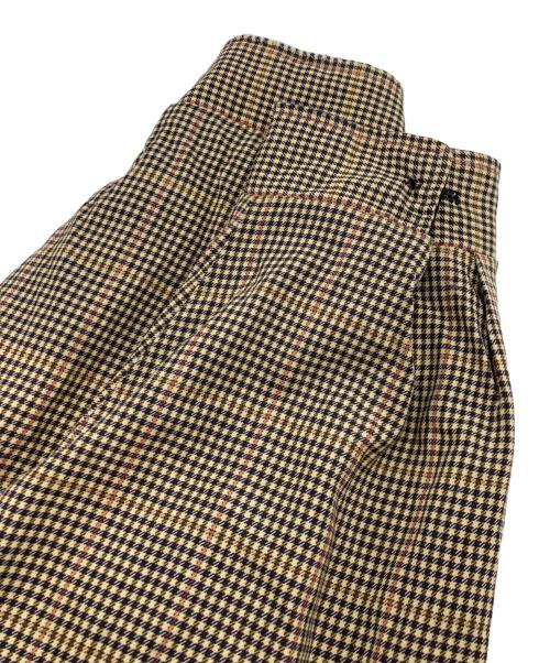 Yves Saint Laurent（イヴサンローラン）Yves Saint Laurent (イヴサンローラン) リバーシブルジャケット ベージュ×ブラック サイズ:SIZE 100の古着・服飾アイテム