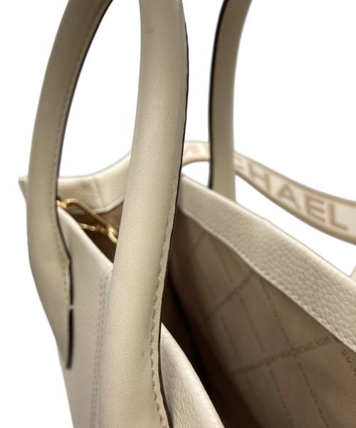 MICHAEL KORS（マイケル・コース）MICHAEL KORS (マイケル・コース) ミレラ ミディアム ペブルドレザー アイボリーの古着・服飾アイテム