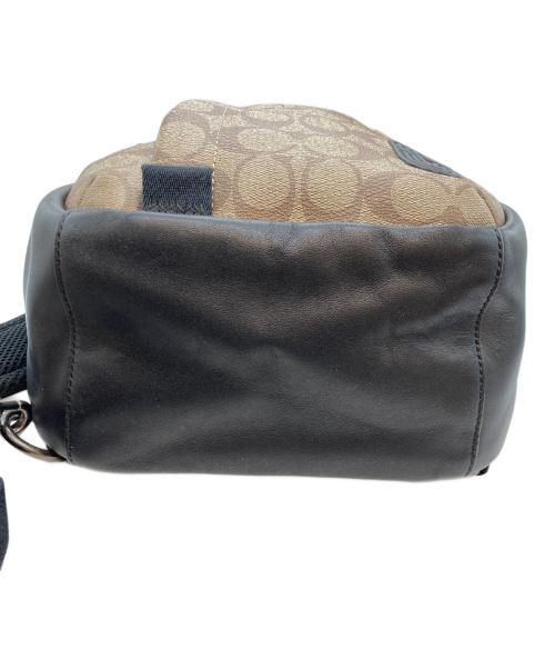 COACH（コーチ）COACH (コーチ) シグネチャーコーティングキャンバスボディバッグ ベージュ×ブラックの古着・服飾アイテム