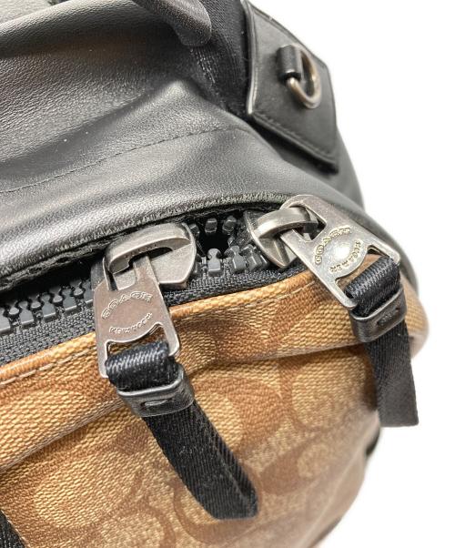 COACH（コーチ）COACH (コーチ) シグネチャーコーティングキャンバスボディバッグ ベージュ×ブラックの古着・服飾アイテム