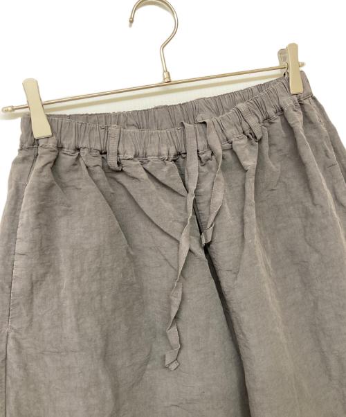 nest Robe（ネストローブ）nest Robe (ネストローブ) コットンリネンクロップドワイドパンツ グレー サイズ:Fの古着・服飾アイテム