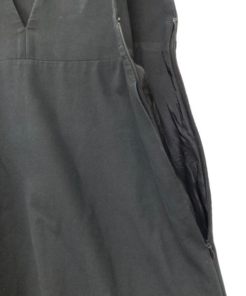 ADORE（アドーア）ADORE (アドーア) ダブルクロスコットンワンピース ブラック サイズ:36の古着・服飾アイテム