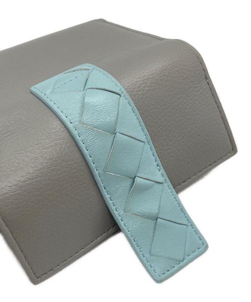 BOTTEGA VENETA（ボッテガベネタ）BOTTEGA VENETA (ボッテガベネタ) イントレチャート3つ折り財布 グレー×スカイブルーの古着・服飾アイテム