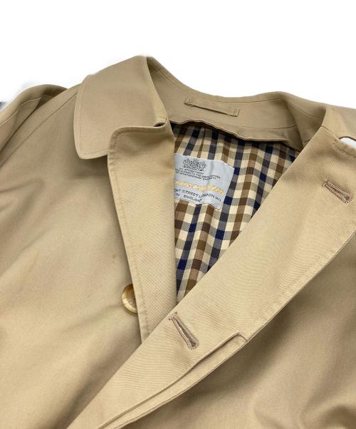 Aquascutum（アクアスキュータム）Aquascutum (アクアスキュータム) 裏地チェックステンカラーコート ベージュ サイズ:不明の古着・服飾アイテム