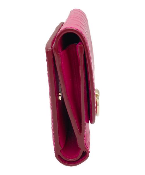 Kate Spade（ケイトスペード）Kate Spade (ケイトスペード) ラヴィットクロコエンボスパイフォールドフラップウォレット ピンクの古着・服飾アイテム