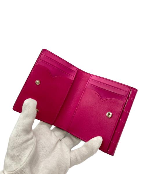 Kate Spade（ケイトスペード）Kate Spade (ケイトスペード) ラヴィットクロコエンボスパイフォールドフラップウォレット ピンクの古着・服飾アイテム