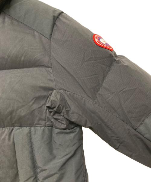 CANADA GOOSE（カナダグース）CANADA GOOSE (カナダグース) ARMSTRONG HOODY ブラック サイズ:SIZE Mの古着・服飾アイテム