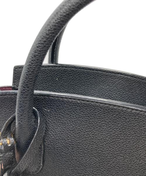 CHARLES & KEITH（チャールズアンドキース）CHARLES & KEITH (チャールズアンドキース) ダブルハンドル トラペーズトートバッグ ブラックの古着・服飾アイテム