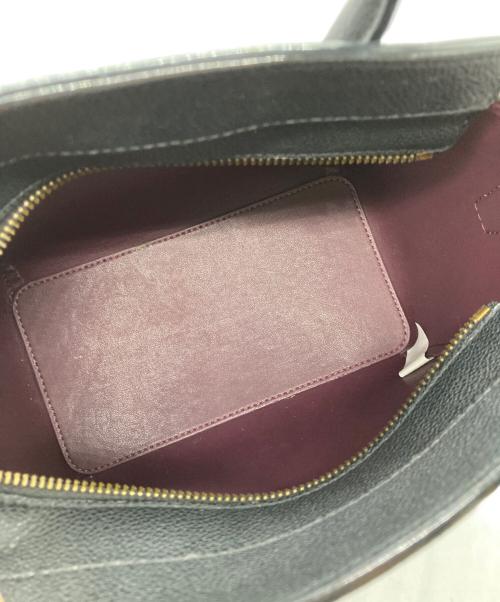CHARLES & KEITH（チャールズアンドキース）CHARLES & KEITH (チャールズアンドキース) ダブルハンドル トラペーズトートバッグ ブラックの古着・服飾アイテム