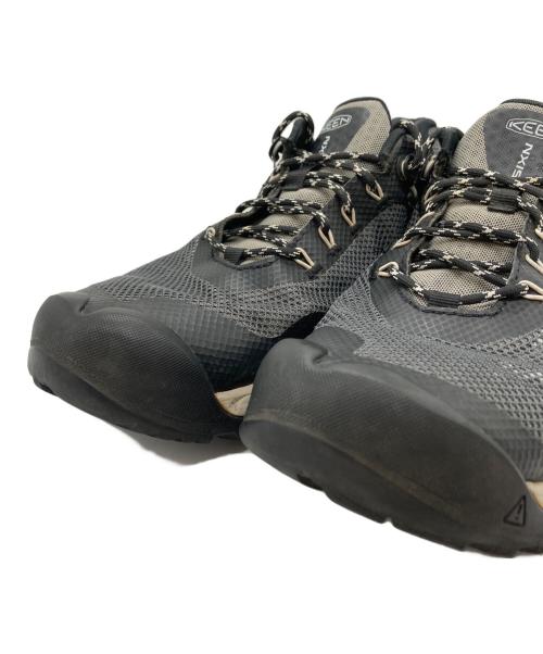 KEEN（キーン）KEEN (キーン) NXIS EVO MID WP グレー サイズ:SIZE 26cmの古着・服飾アイテム