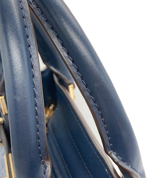 MICHAEL KORS（マイケル・コース）MICHAEL KORS (マイケル・コース) HAMILTON サッチェルスモール(ハミルトン・サッチェル・スモール) スカイブルー×ネイビーの古着・服飾アイテム