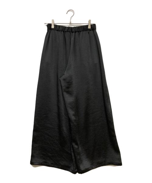MIDIUMISOLID（ミディウミソリッド）MIDIUMISOLID (ミディウミソリッド) サテンパンツ ブラック サイズ:SIZE 38 未使用品の古着・服飾アイテム