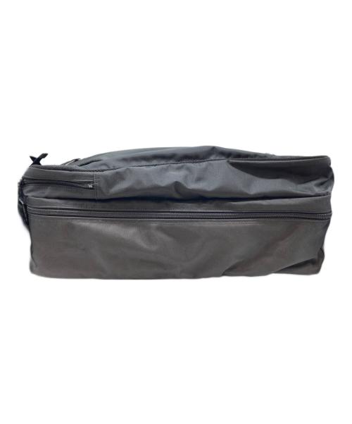 Y'SACCS（イザック）Y'SACCS (イザック) 4wayブリーフバッグ ブラックの古着・服飾アイテム