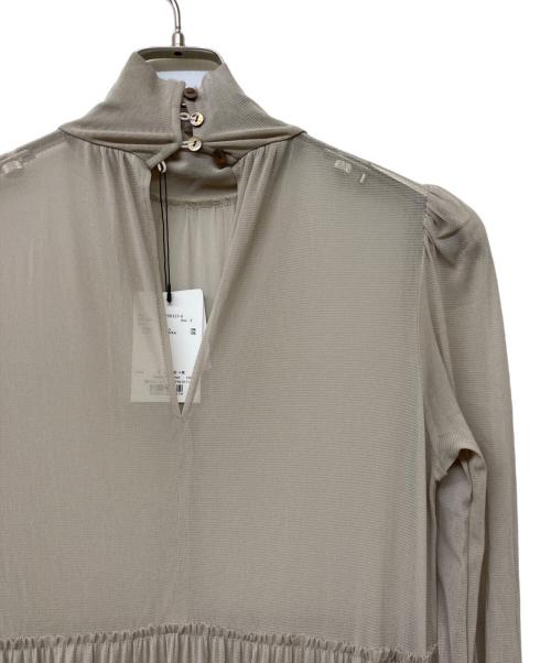 ETRE（エトレ）etre (エトレ) チュールワンピース ベージュ サイズ:Free 未使用品の古着・服飾アイテム