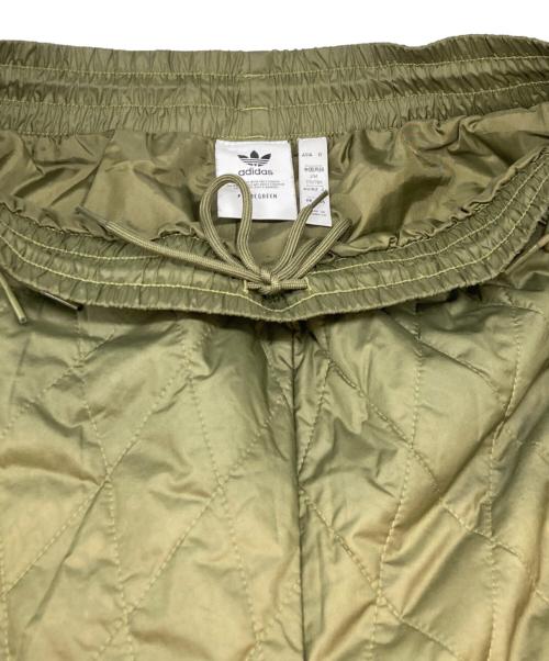 adidas（アディダス）adidas (アディダス) ADICOLOR CLASSICS SST QUILTED TRACK PANTS(アディカラー クラシックス エスエスティー キルテッド トラック パンツ) グリーン サイズ:Ⅿの古着・服飾アイテム