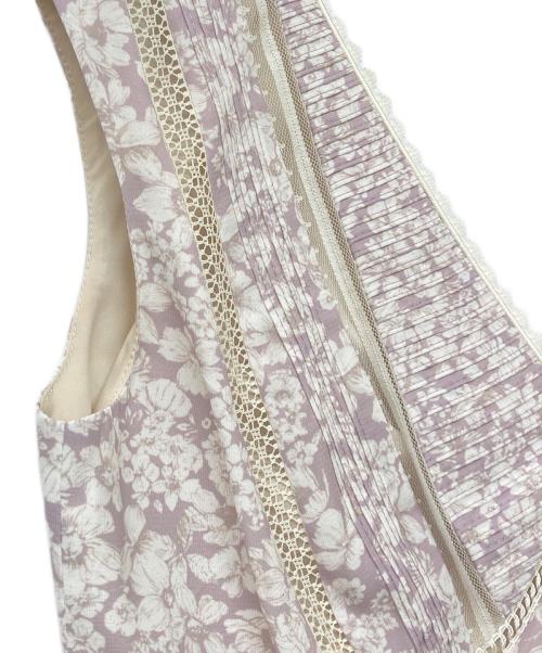 HER LIP TO（ハーリップトゥ）HER LIP TO (ハーリップトゥ) Lace Trimmed Floral Dress（レース・トリムド・フローラル・ドレス） ピンク サイズ:SIZE Mの古着・服飾アイテム