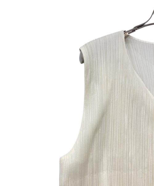PLEATS PLEASE（プリーツプリーズ）PLEATS PLEASE (プリーツプリーズ) プリーツベスト ホワイト サイズ:SIZE 3の古着・服飾アイテム