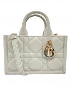 Christian Diorクリスチャン ディオール）の古着「ブックトートバッグ ミニマクロカナージュ カーフスキン」｜ライトグレー