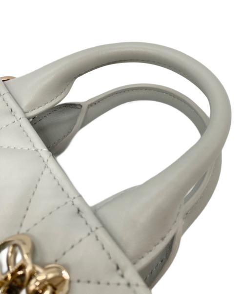 Christian Dior（クリスチャン ディオール）Christian Dior (クリスチャン ディオール) ブックトートバッグ ミニマクロカナージュ カーフスキン ライトグレーの古着・服飾アイテム