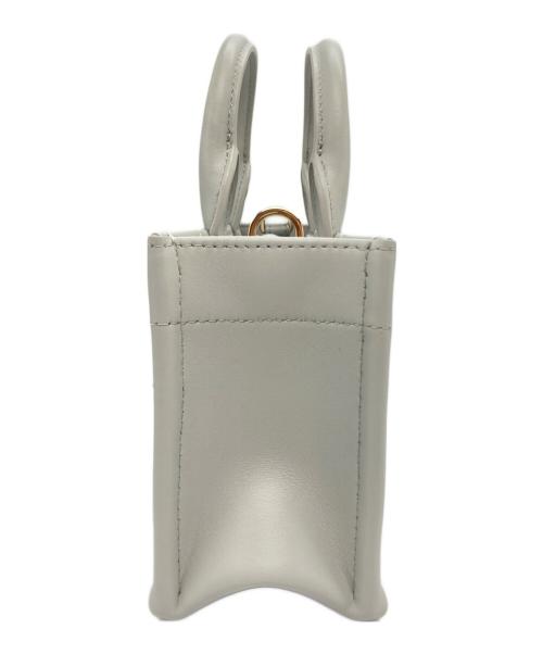 Christian Dior（クリスチャン ディオール）Christian Dior (クリスチャン ディオール) ブックトートバッグ ミニマクロカナージュ カーフスキン ライトグレーの古着・服飾アイテム
