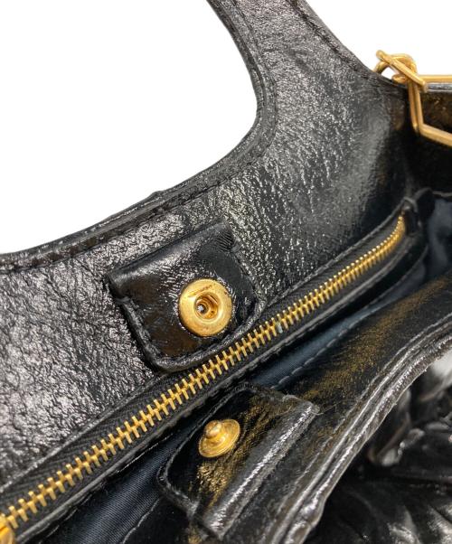 MIU MIU（ミュウミュウ）MIU MIU (ミュウミュウ) マトラッセ 2WAY ショルダーバッグ ブラックの古着・服飾アイテム