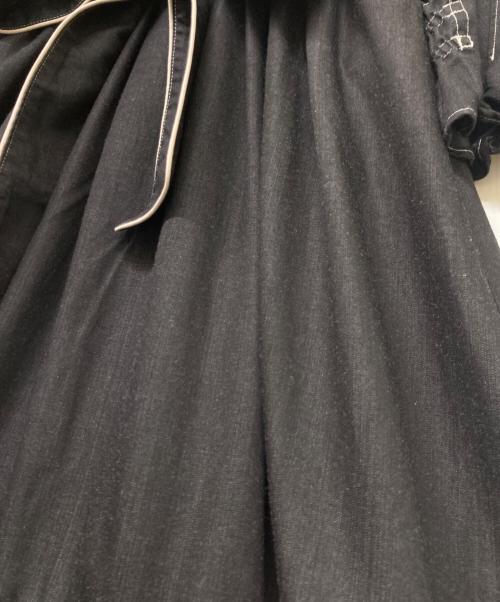 HER LIP TO（ハーリップトゥ）HER LIP TO (ハーリップトゥ) ステッチワンピース ブラック サイズ:Ｍの古着・服飾アイテム