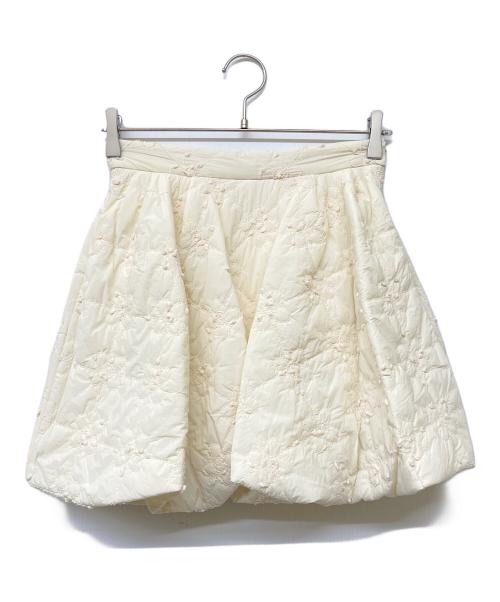 THE TOE（ザ・トゥー）the toe (ザ・トゥー) Evros Quilting Skirt（エヴロス キルティング スカート） アイボリー サイズ:SIZE M 未使用品の古着・服飾アイテム