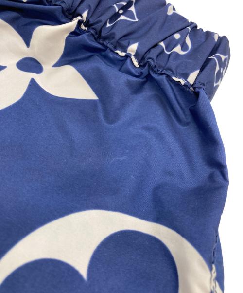 LOUIS VUITTON（ルイ ヴィトン）LOUIS VUITTON (ルイ ヴィトン) モノグラムバミューダナイロンブルゾン ブルー×ホワイト サイズ:SIZE 38の古着・服飾アイテム