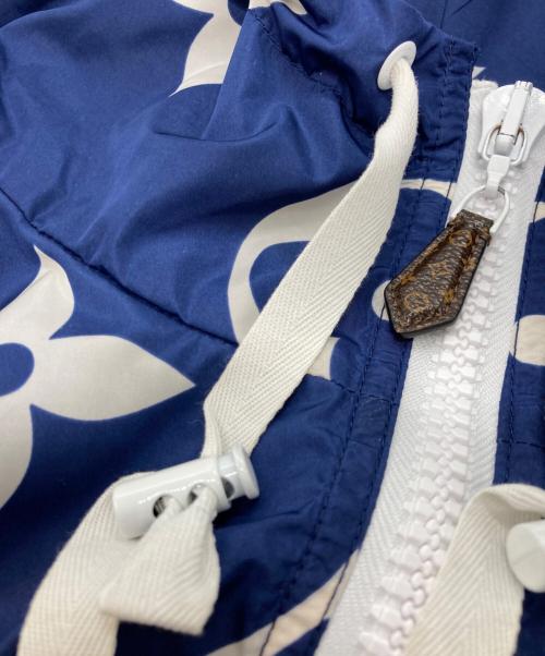 LOUIS VUITTON（ルイ ヴィトン）LOUIS VUITTON (ルイ ヴィトン) モノグラムバミューダナイロンブルゾン ブルー×ホワイト サイズ:SIZE 38の古着・服飾アイテム