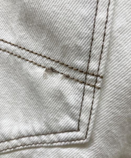 ARMANI EXCHANGE（アルマーニ エクスチェンジ）ARMANI EXCHANGE (アルマーニ エクスチェンジ) Loose fit jeans in Cotton Bull Denim ホワイト サイズ:28の古着・服飾アイテム