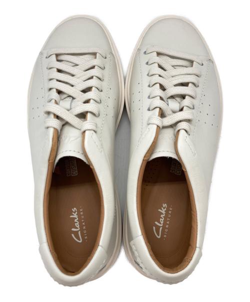 CLARKS（クラークス）CLARKS (クラークス) CRAFT SWIFT（クラフト スウィフト） アイボリー サイズ:UK 7 1/2 Gの古着・服飾アイテム