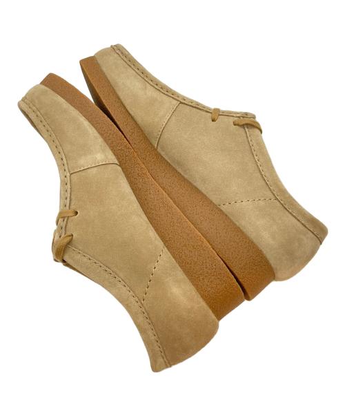 CLARKS（クラークス）CLARKS (クラークス) Wallabee EVO ベージュ サイズ:UK8 1/2の古着・服飾アイテム
