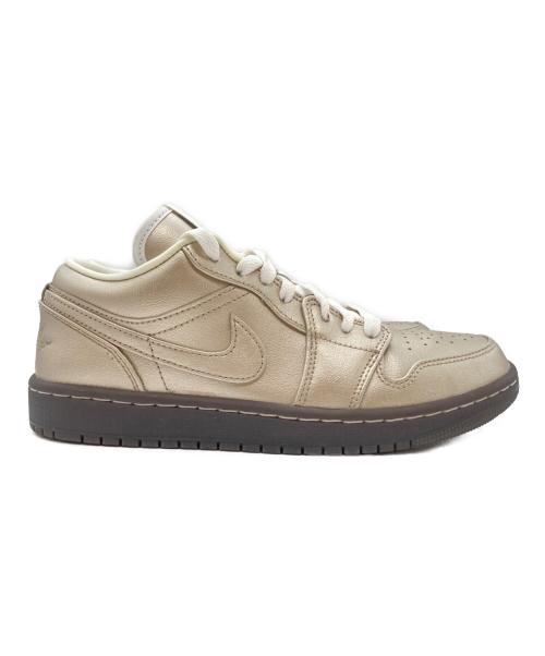 NIKE（ナイキ）NIKE (ナイキ) W AIR JORDAN 1 LOW SE（ウィメンズ・エアジョーダン・ワン・ロー・エスイー） メタリックシルバー サイズ:SIZE 24.5cmの古着・服飾アイテム