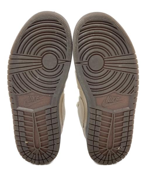 NIKE（ナイキ）NIKE (ナイキ) W AIR JORDAN 1 LOW SE（ウィメンズ・エアジョーダン・ワン・ロー・エスイー） メタリックシルバー サイズ:SIZE 24.5cmの古着・服飾アイテム