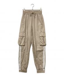 adidas（アディダス）の古着「W CARGO PANTS 'WONDERBEIGE'/ウィメンズカーゴパンツ ワンダーベージュ」｜ベージュ