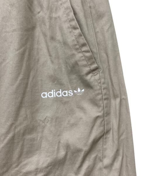 adidas（アディダス）adidas (アディダス) W CARGO PANTS 'WONDERBEIGE'/ウィメンズカーゴパンツ ワンダーベージュ ベージュ サイズ:Mの古着・服飾アイテム