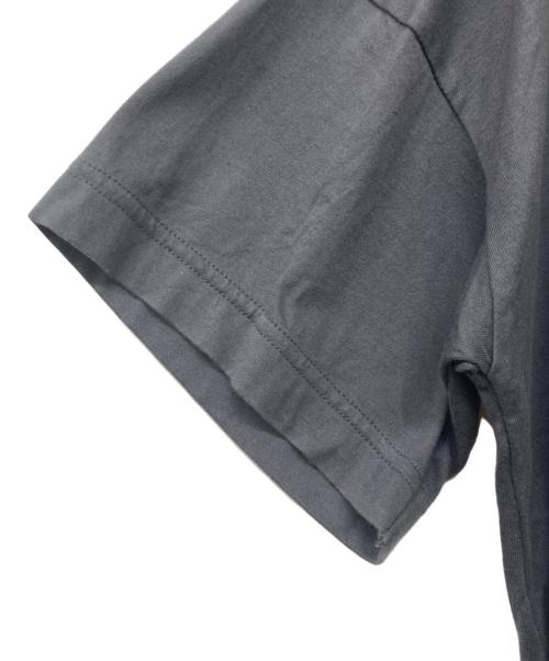 ENFOLD（エンフォルド）ENFOLD (エンフォルド) CURVE LAYERED-HEM T-SHIRT/カーブレイヤードヘムTシャツ グレー サイズ:38の古着・服飾アイテム
