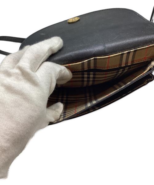 Burberry's（バーバリーズ）Burberry's (バーバリーズ) 裏地ノバチェックフラップレザーショルダーバッグ ブラックの古着・服飾アイテム