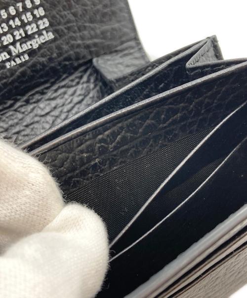 Maison Margiela（メゾンマルジェラ）Maison Margiela (メゾンマルジェラ) ４ステッチレザー コンパクトウォレット ブラックの古着・服飾アイテム