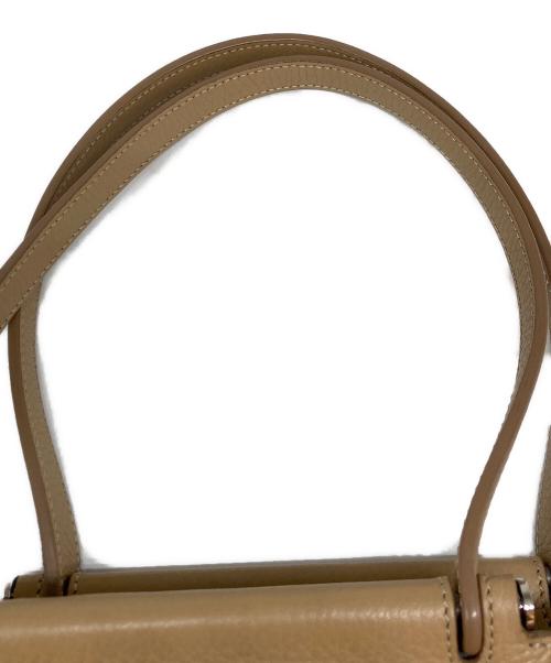TOD'S（トッズ）TOD'S (トッズ) ウェーブレザートートバッグ ベージュの古着・服飾アイテム